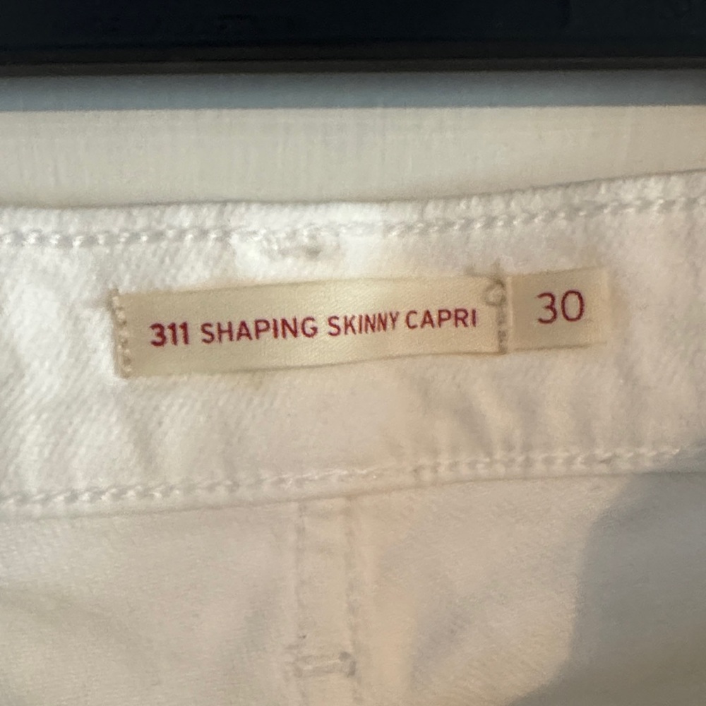 Levi's Women's White Ankle & Cropped Jeans‎ - Picture 2 of 3